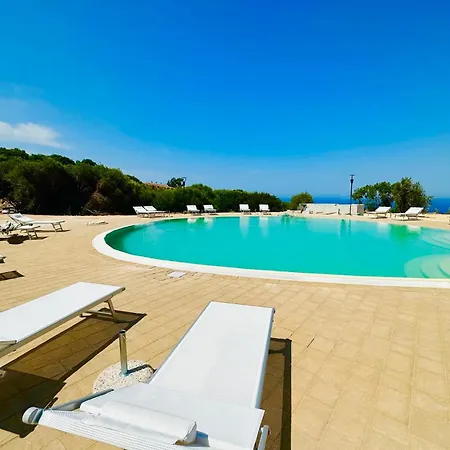 Rocce Rosse アパートホテル