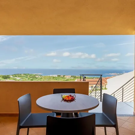 Rocce Rosse アパートホテル