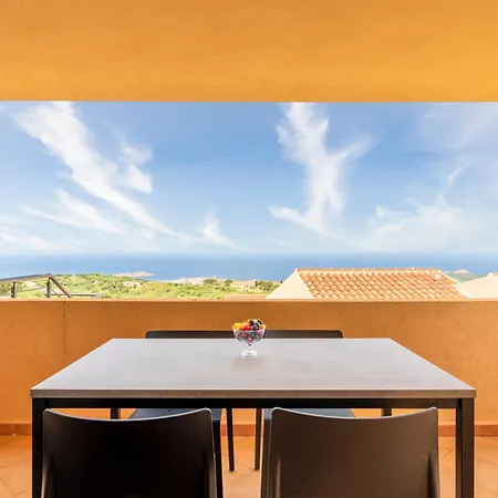 Rocce Rosse アパートホテル イーゾラ・ロッサ