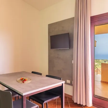 アパートホテル Rocce Rosse