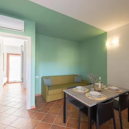 Aparthotel Rocce Rosse *