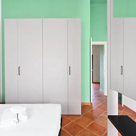 Rocce Rosse Aparthotel