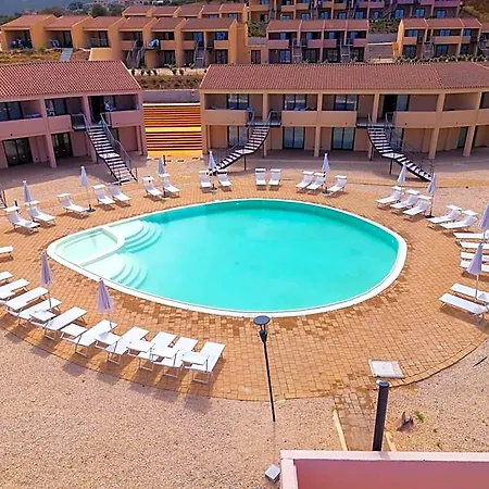 Rocce Rosse Lägenhetshotell 3*