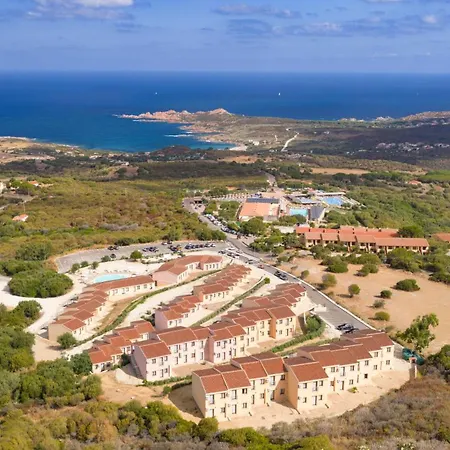 Rocce Rosse Aparthotel 3*